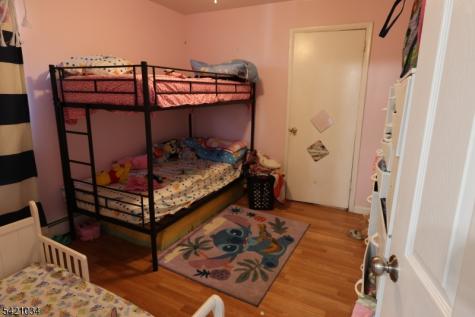 617 N 8th Street Newark NJ 07107
