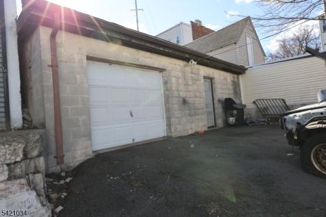 617 N 8th Street Newark NJ 07107