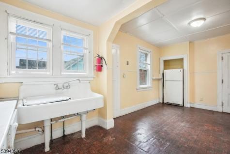 197 N Fullerton Avenue Montclair NJ 07042