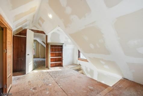 197 N Fullerton Avenue Montclair NJ 07042