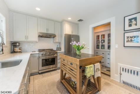 34 Oakwood Avenue Montclair NJ 07043