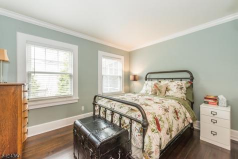 34 Oakwood Avenue Montclair NJ 07043