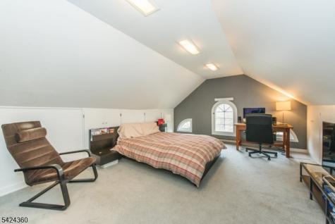 34 Oakwood Avenue Montclair NJ 07043