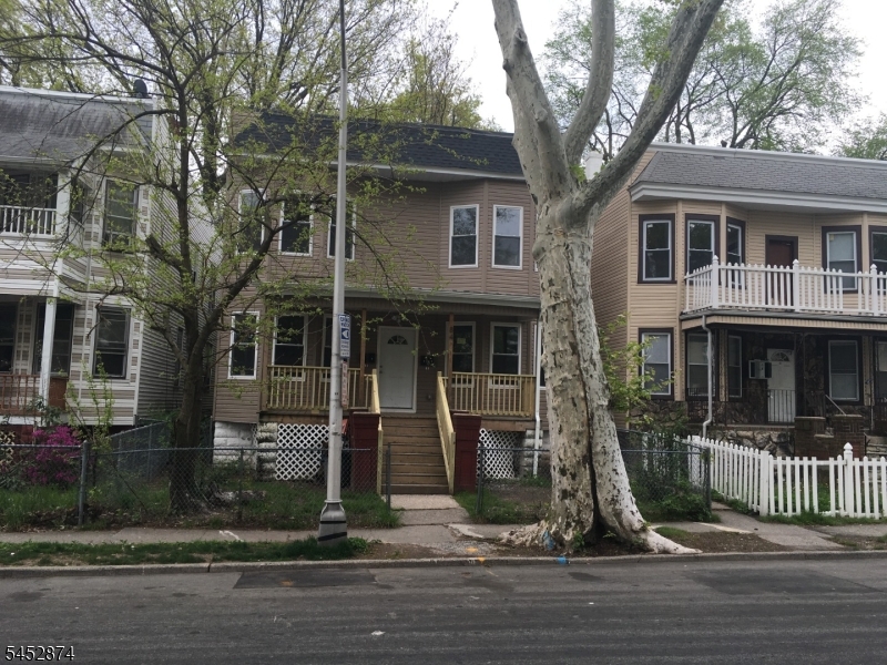84 N Park Street East Orange NJ 07017