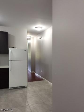 84 N Park Street East Orange NJ 07017