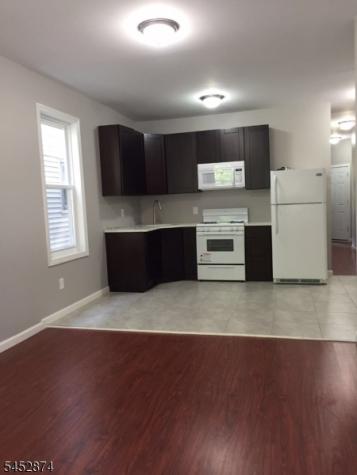 84 N Park Street East Orange NJ 07017