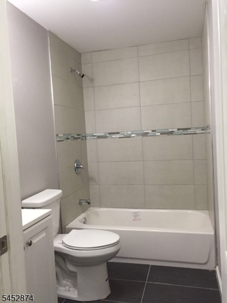 84 N Park Street East Orange NJ 07017