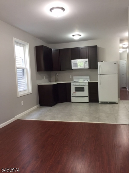 84 N Park Street East Orange NJ 07017