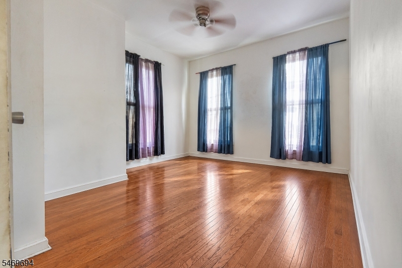 169 3RD Street Elizabeth NJ 07206