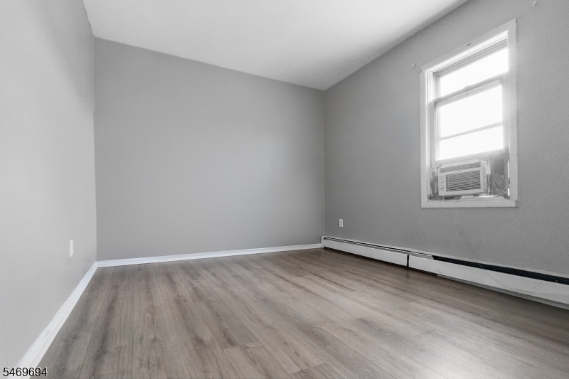 169 3RD Street Elizabeth NJ 07206