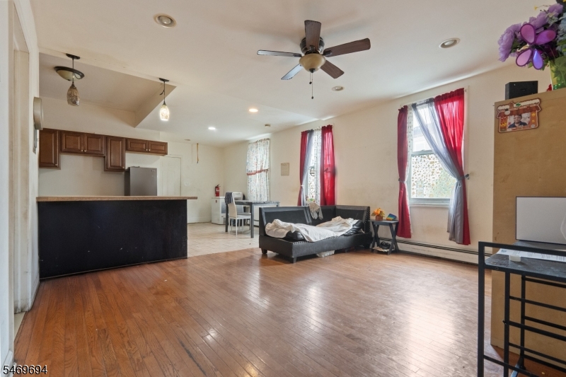 169 3RD Street Elizabeth NJ 07206