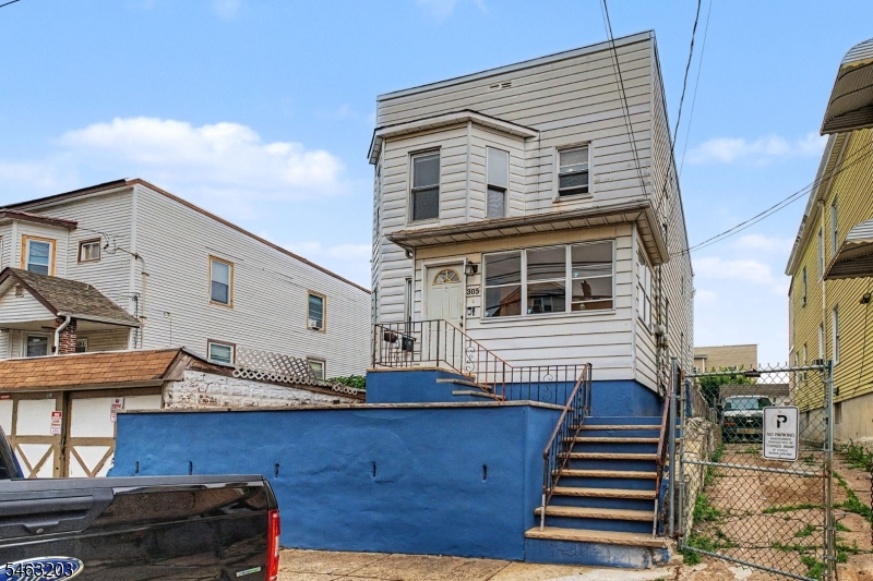 305 Pacific Street Paterson NJ 07503