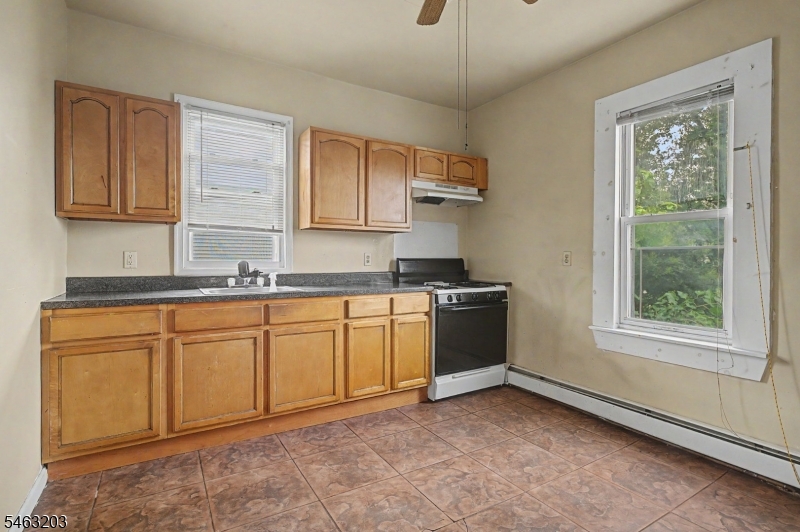 305 Pacific Street Paterson NJ 07503
