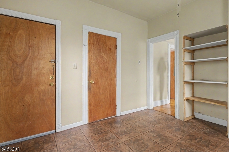 305 Pacific Street Paterson NJ 07503
