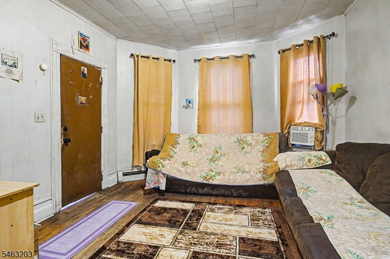 305 Pacific Street Paterson NJ 07503