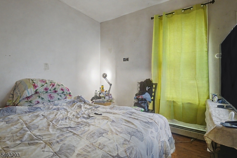 305 Pacific Street Paterson NJ 07503