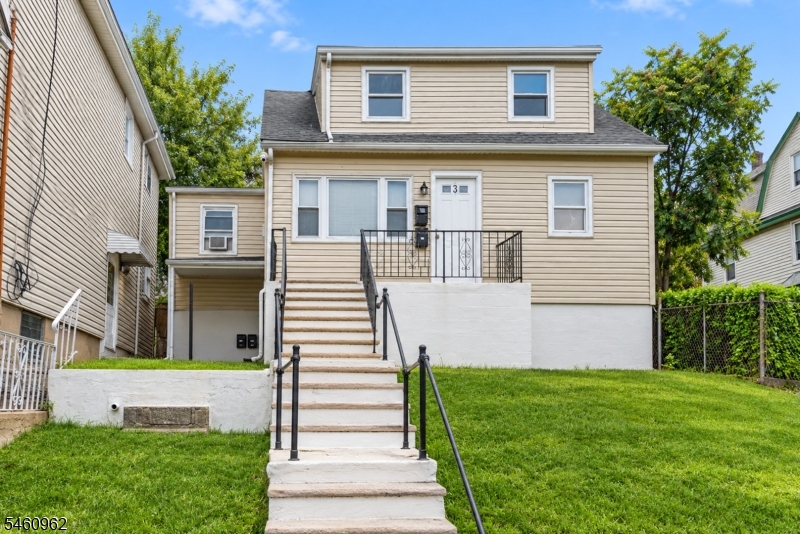 31 Bayside Terrace Jersey City NJ 07305