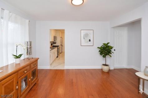 50 Dean Street Glen Rock NJ 07452