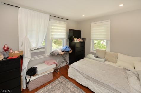 50 Dean Street Glen Rock NJ 07452