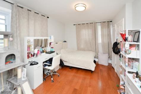 50 Dean Street Glen Rock NJ 07452