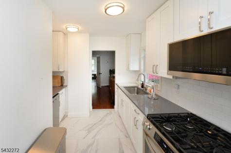 50 Dean Street Glen Rock NJ 07452