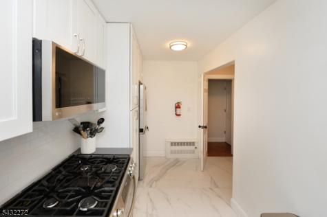 50 Dean Street Glen Rock NJ 07452