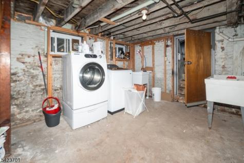 1444 Esterbrook Avenue Rahway NJ 07065