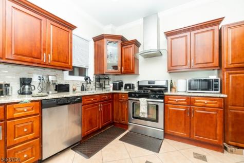 1444 Esterbrook Avenue Rahway NJ 07065