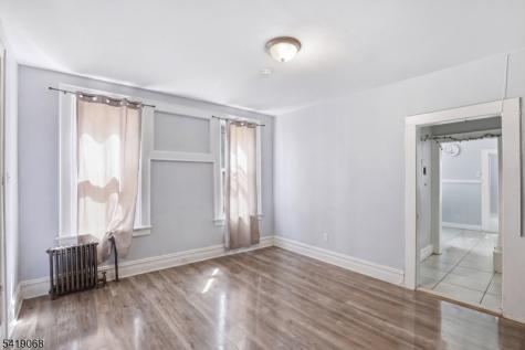 124 Paine Avenue Irvington NJ 07111