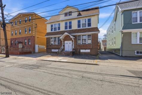 124 Paine Avenue Irvington NJ 07111
