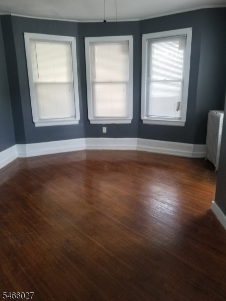 952 Chancellor Avenue Irvington NJ 07111