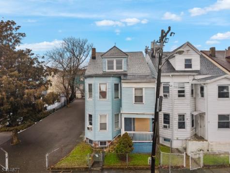 85 Kearney Street Paterson NJ 07522