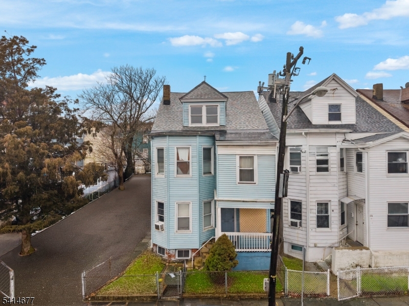 85 Kearney Street Paterson NJ 07522