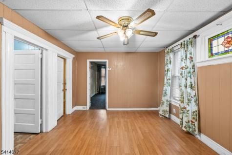 85 Kearney Street Paterson NJ 07522