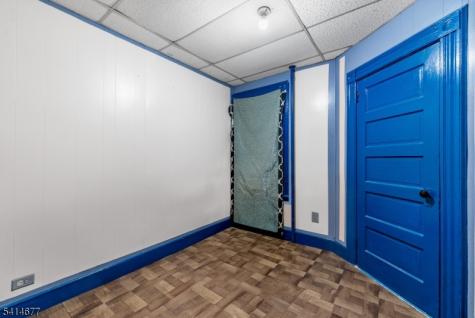 85 Kearney Street Paterson NJ 07522
