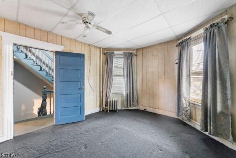 85 Kearney Street Paterson NJ 07522