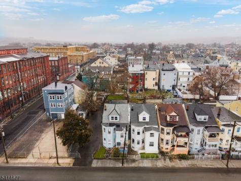 85 Kearney Street Paterson NJ 07522