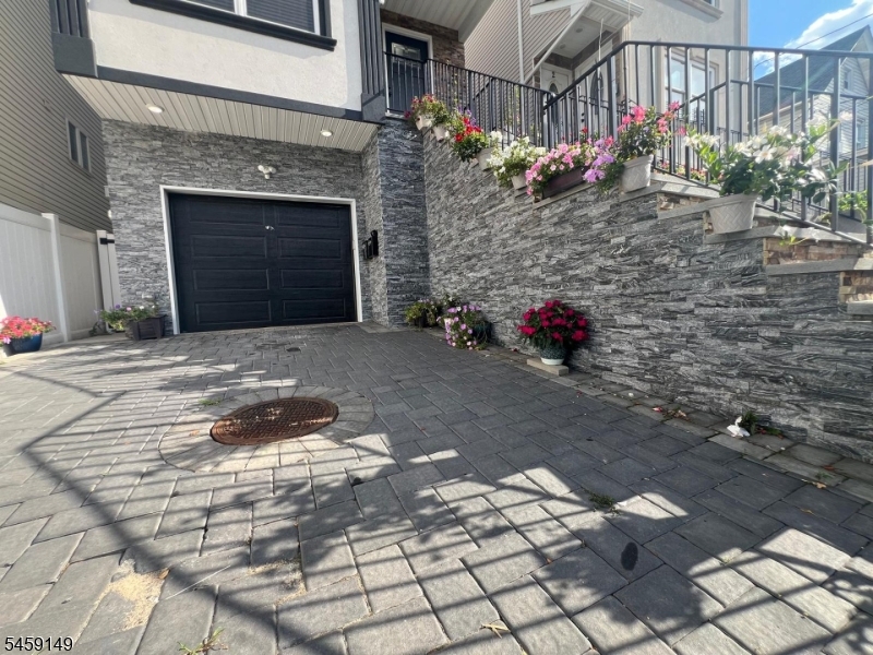 208 Atlantic Street Elizabeth NJ 07206