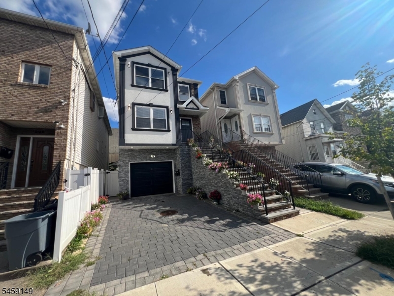 208 Atlantic Street Elizabeth NJ 07206