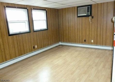 22 Hope Street Lodi NJ 07644