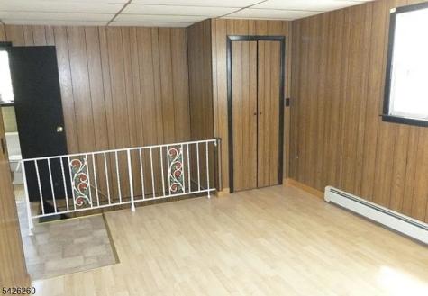 22 Hope Street Lodi NJ 07644