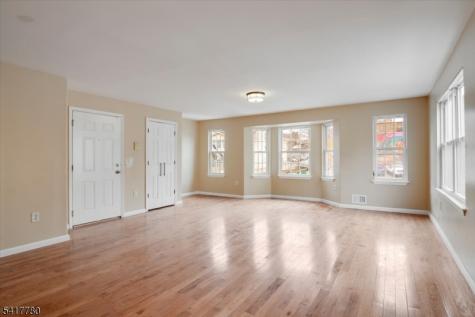 150 N Munn Avenue East Orange NJ 07017