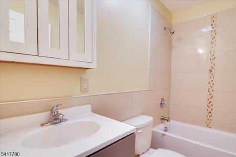 150 N Munn Avenue East Orange NJ 07017