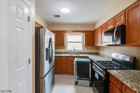 150 N Munn Avenue East Orange NJ 07017