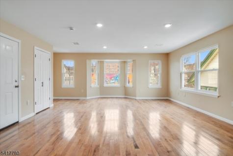 150 N Munn Avenue East Orange NJ 07017