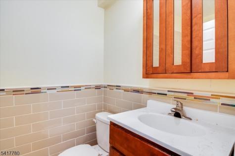 150 N Munn Avenue East Orange NJ 07017