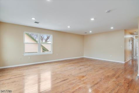 150 N Munn Avenue East Orange NJ 07017