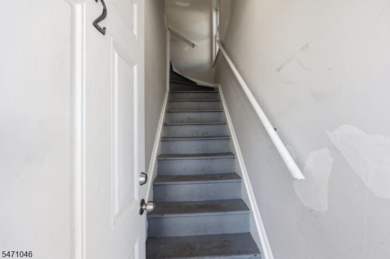 191 21ST Street Irvington NJ 07111