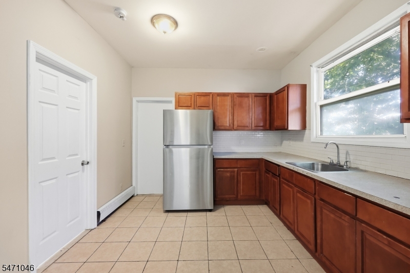 191 21ST Street Irvington NJ 07111