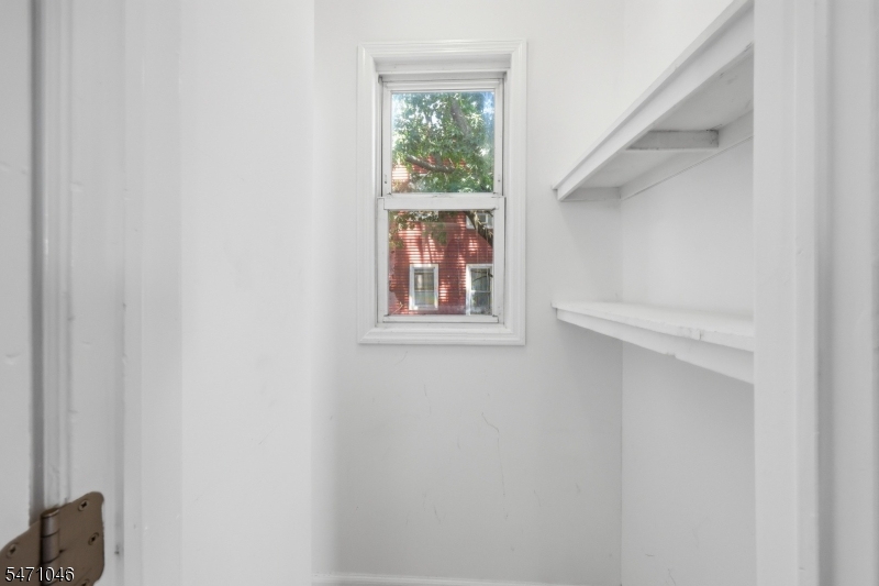 191 21ST Street Irvington NJ 07111